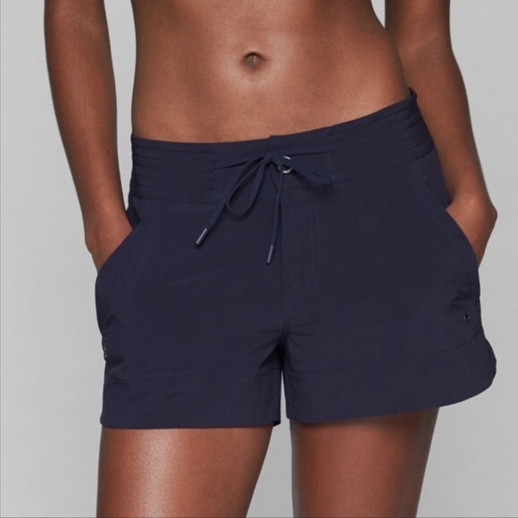 Athleta Pants - Athleta tall Hudson boardshorts drawstring shorts
